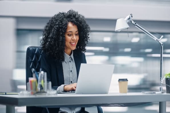 Marketer using workflow automation software